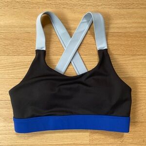 Wilo Colorblock Black and Blue Sports Bra Size XS